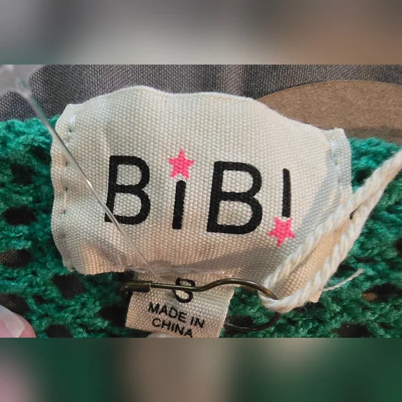 Bibi Beach Bum Cover Up Top Size Small - Picture 2 of 10